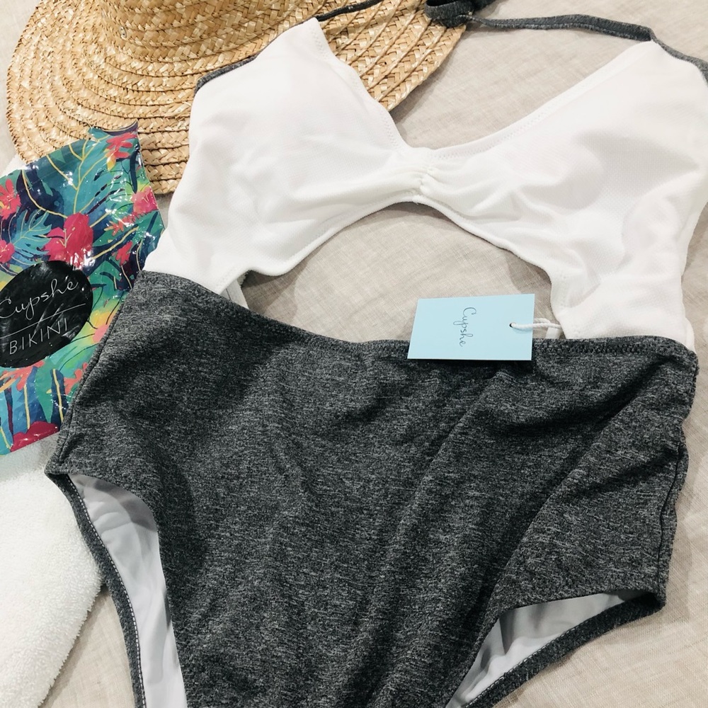 Swimsuit: NWT Cupshe Size:L